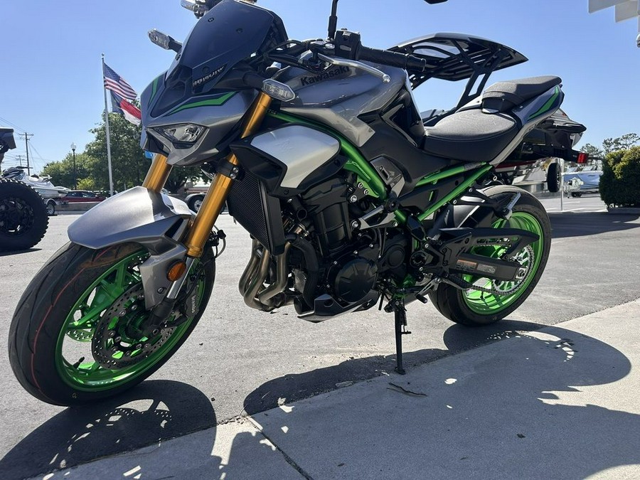2025 Kawasaki ZR900TSFNL