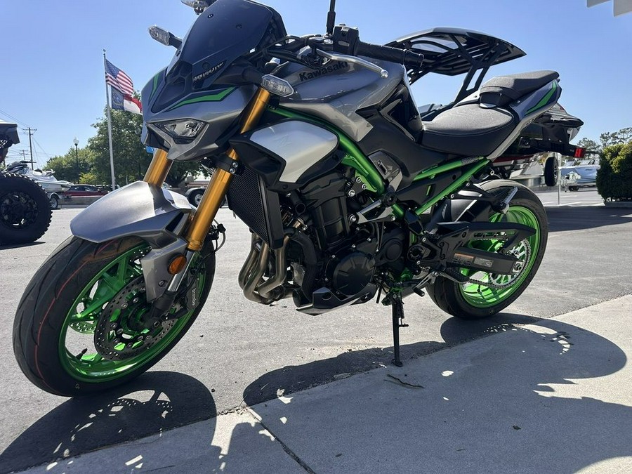 2025 Kawasaki ZR900TSFNL