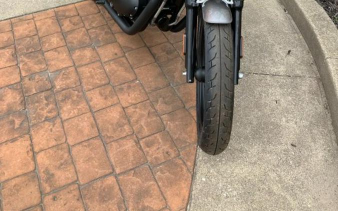 2024 Royal Enfield INT650