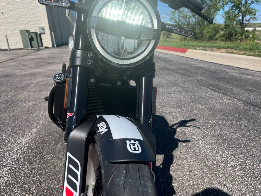 2020 Husqvarna Vitpilen 401