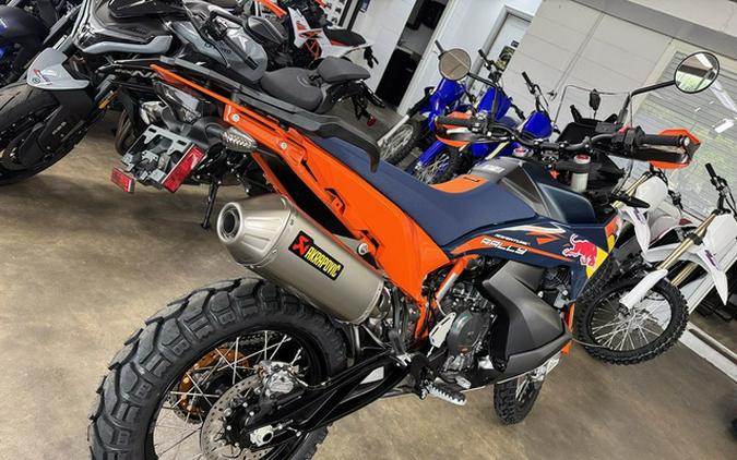 2027 KTM Adventure 890 R Rally