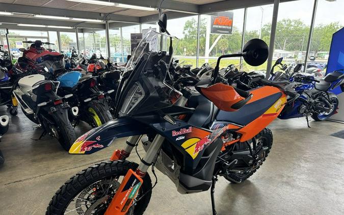 2027 KTM Adventure 890 R Rally