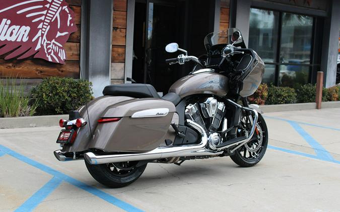 2026 Indian Motorcycle® Challenger® Limited 112 Nara Bronze Metallic