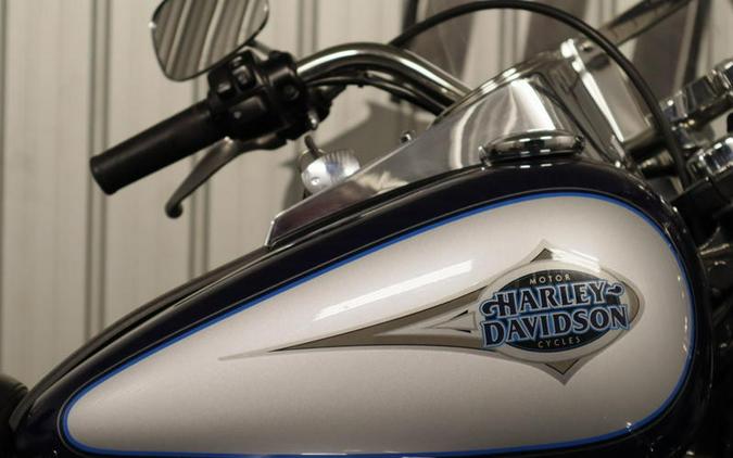 2000 Harley-Davidson® FLSTC - Heritage Softail® Classic