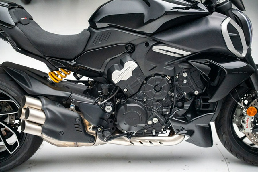 2024 Ducati Diavel V4 Black