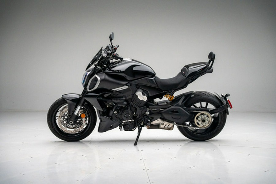 2024 Ducati Diavel V4 Black