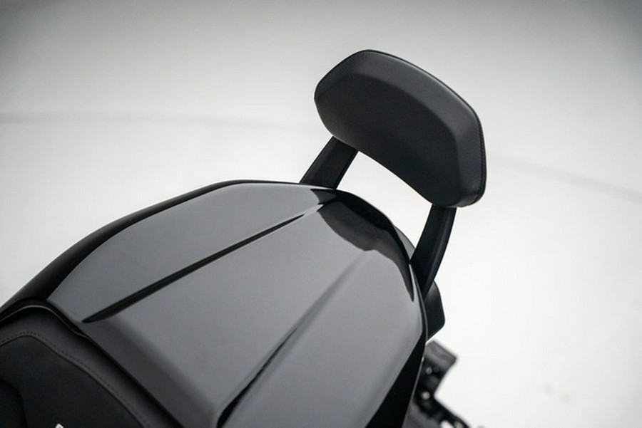 2024 Ducati Diavel V4 Black