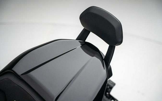 2024 Ducati Diavel V4 Black