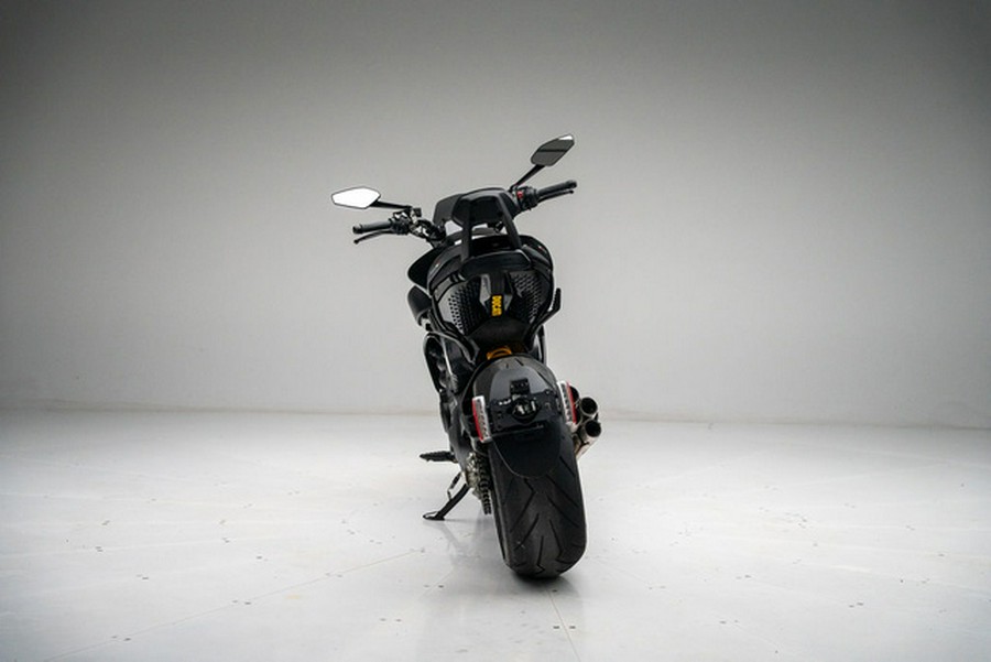2024 Ducati Diavel V4 Black