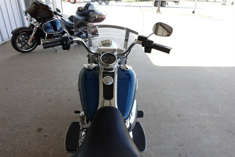 2021 Harley-Davidson Freewheeler