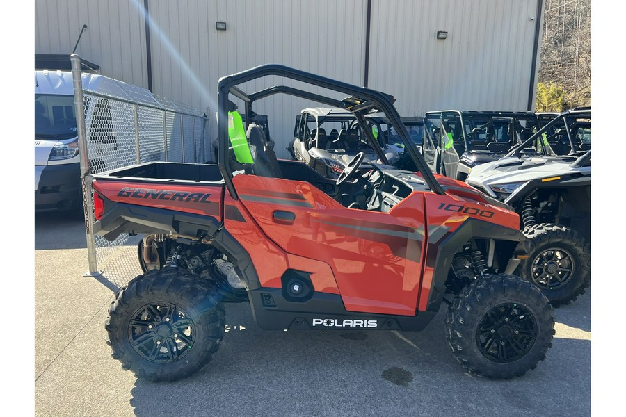 2024 Polaris Industries GENERAL PREMIUM