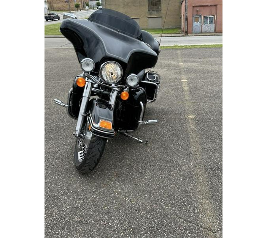 2013 Harley-Davidson® FLHTC - Electra Glide® Classic