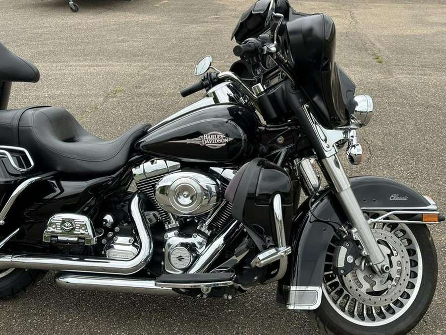 2013 Harley-Davidson® FLHTC - Electra Glide® Classic