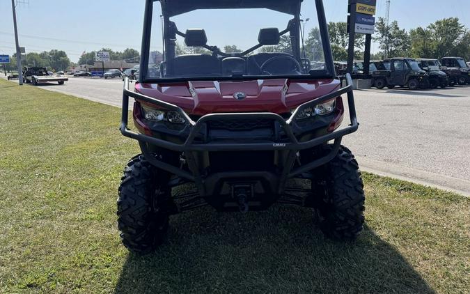 2017 Can-Am® Defender DPS™ HD8