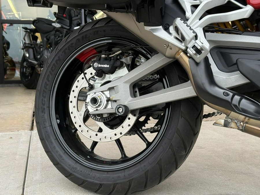 2021 Ducati Multistrada V4S Ducati Red / Alloy Wheels