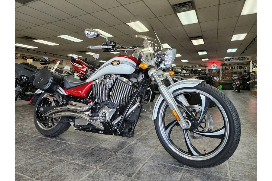 2010 Victory Motorcycles Vegas Low