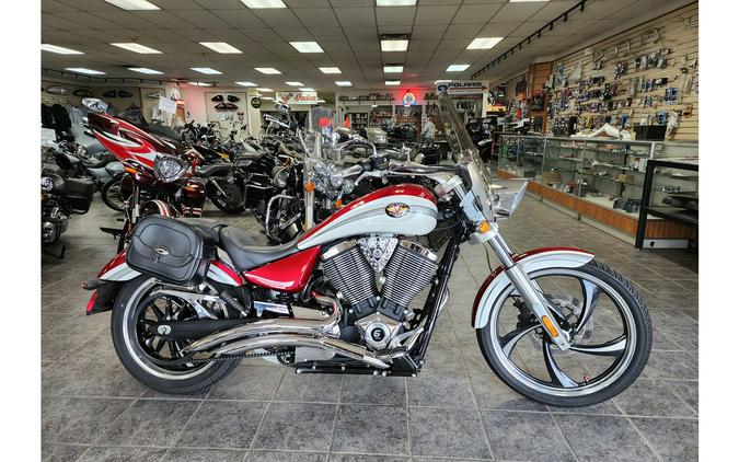 2010 Victory Motorcycles Vegas Low