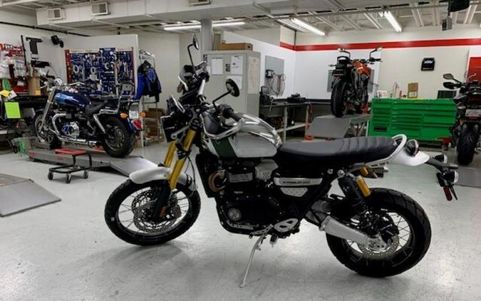 2023 Triumph Scrambler 1200 XE - Chrome / Matte Khaki Green