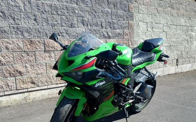 2024 Kawasaki Ninja® ZX™-6R Metallic Flat Spark Black/Ebony