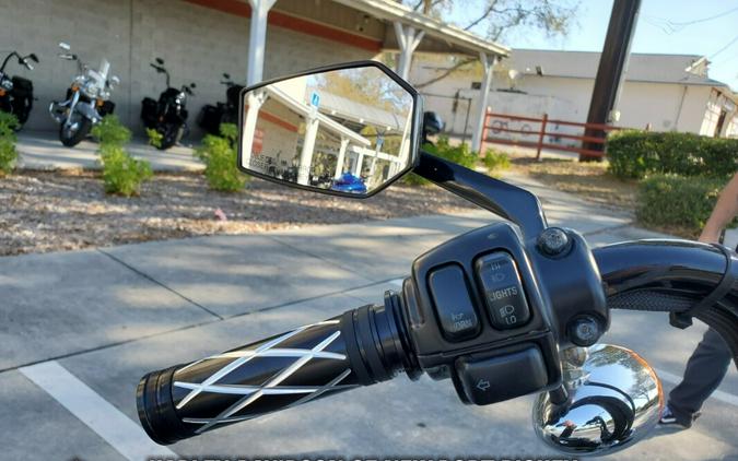 2006 Harley-Davidson® Street Bob®