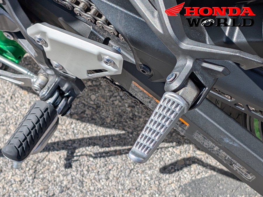 2024 Kawasaki Z900 SE