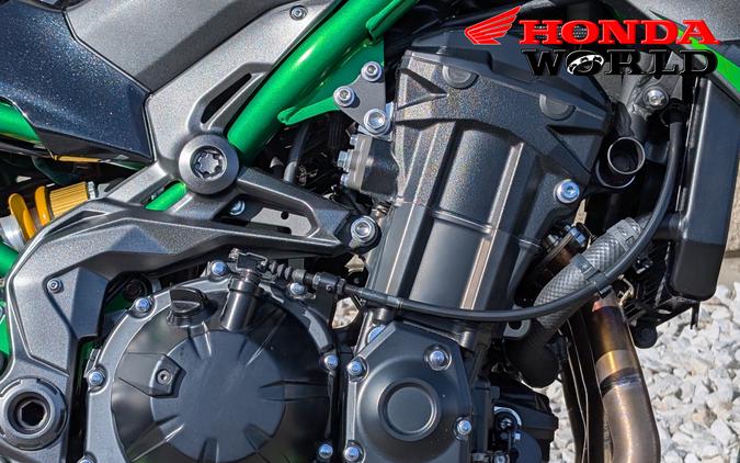 2024 Kawasaki Z900 SE