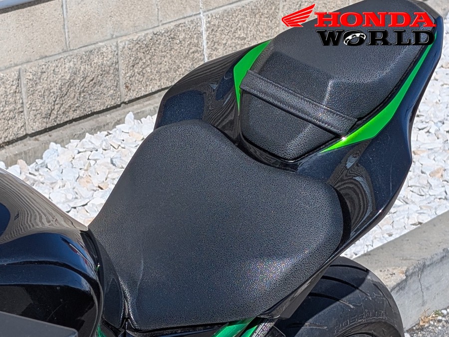 2024 Kawasaki Z900 SE