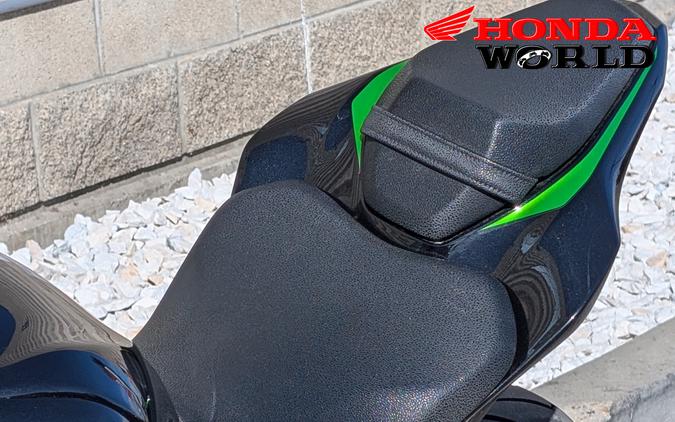 2024 Kawasaki Z900 SE
