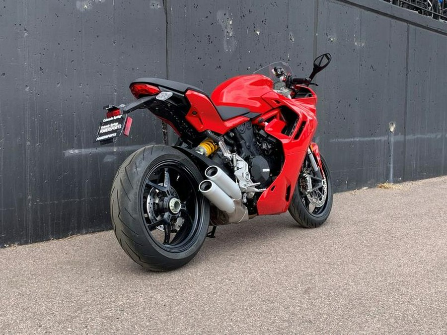 2024 Ducati Supersport 950 Red