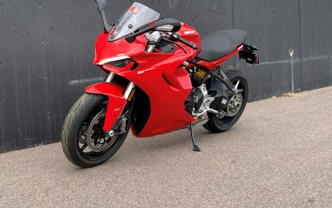 2024 Ducati Supersport 950 Red