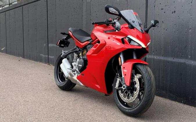 2024 Ducati Supersport 950 Red