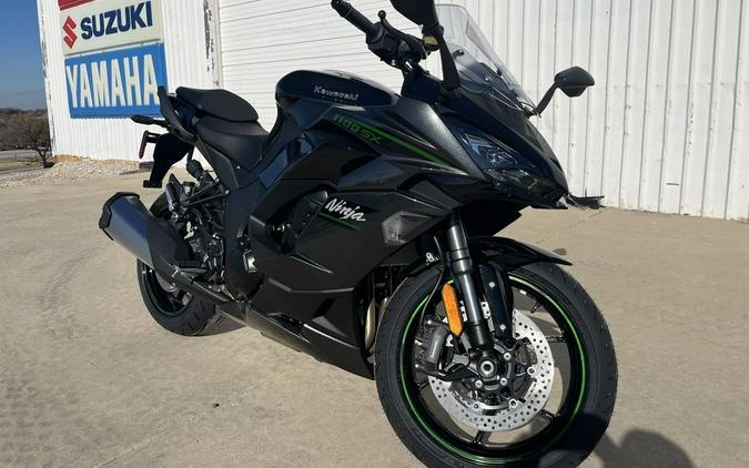 2025 Kawasaki Ninja® 1100SX ABS