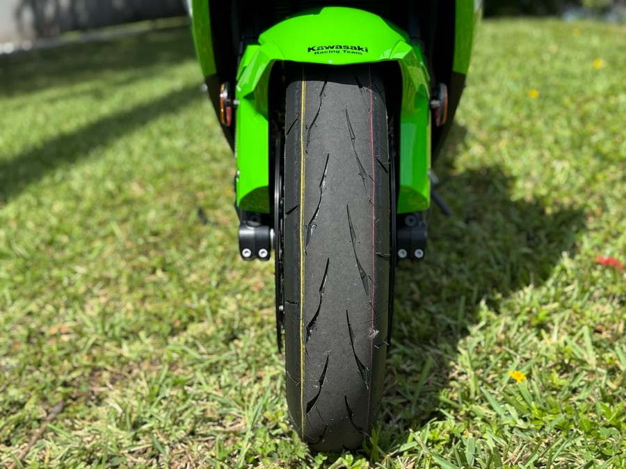 2025 Kawasaki Ninja® ZX™-10R KRT Edition ABS