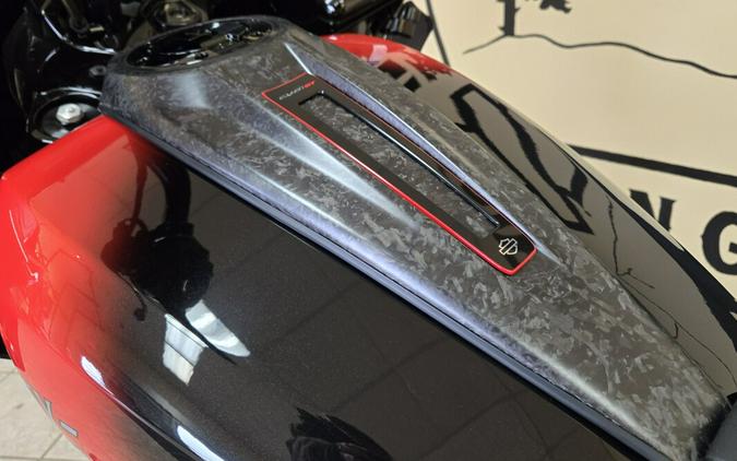 2026 Harley-Davidson® CVO Road Glide ST Citrus Heat Re-Entry