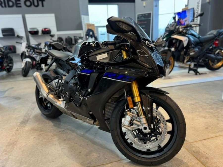 2024 Yamaha YZF-R1M