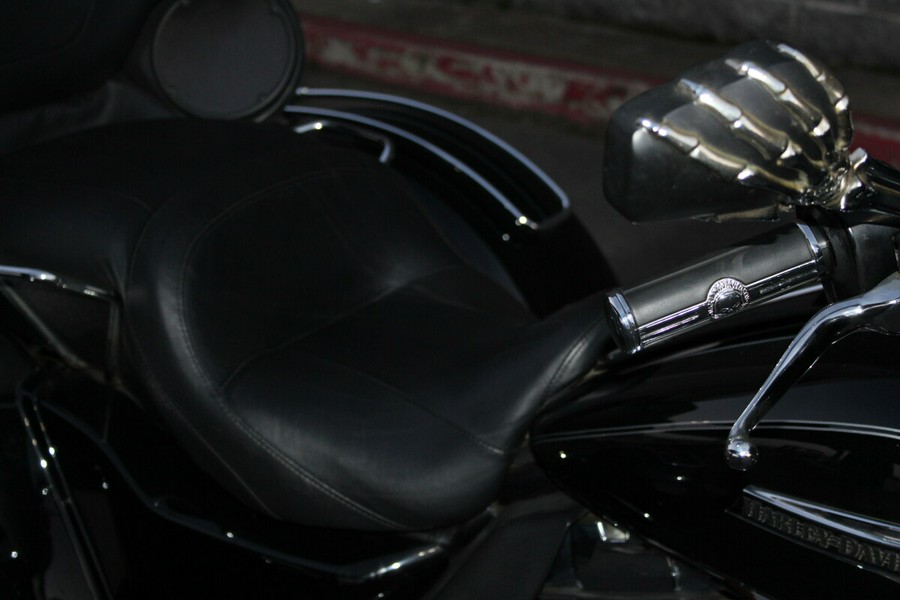 Harley-Davidson® Tri Glide® Ultra 2016 Vivid Black