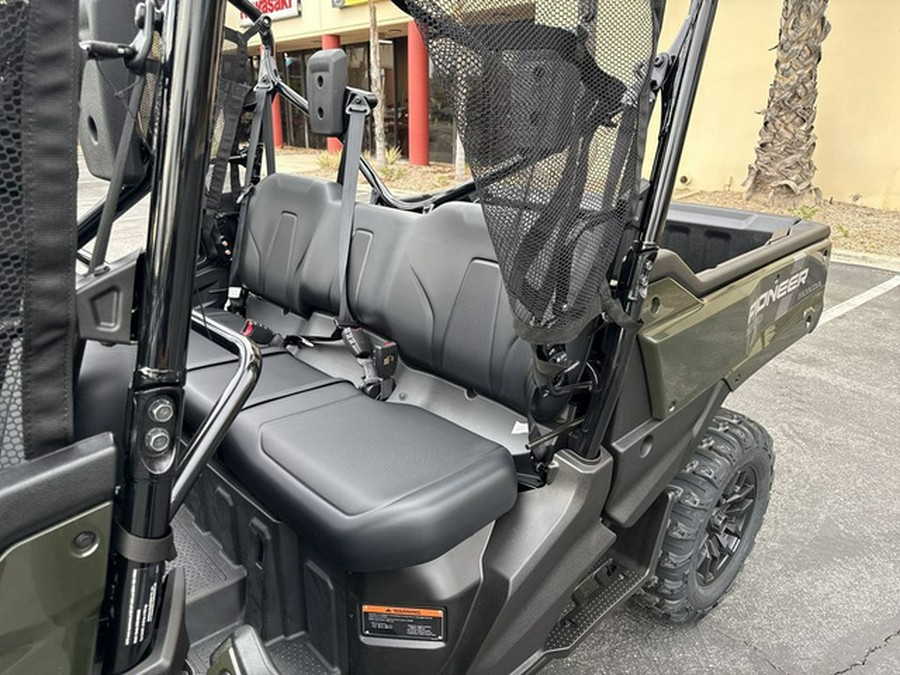2025 Honda Pioneer 1000-6 Deluxe Crew