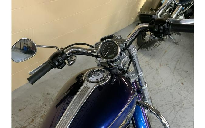 2009 Harley-Davidson® XL1200C CUSTOM