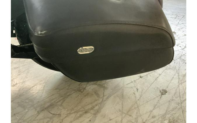 2009 Harley-Davidson® XL1200C CUSTOM