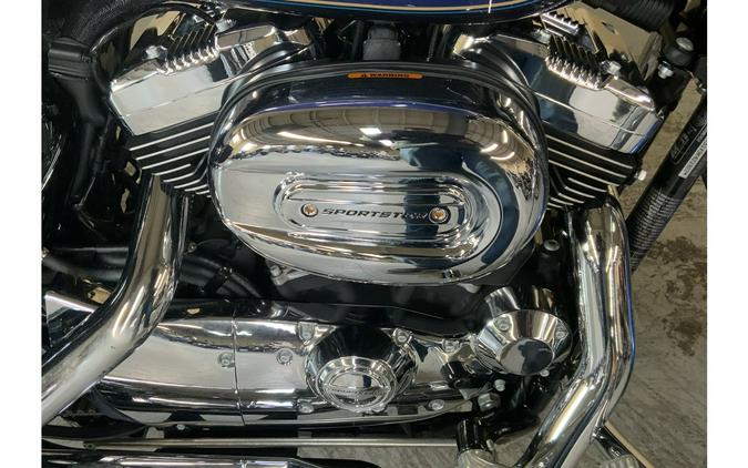 2009 Harley-Davidson® XL1200C CUSTOM