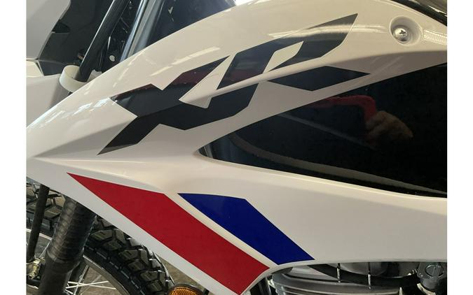 2025 XR™ 150L - Honda