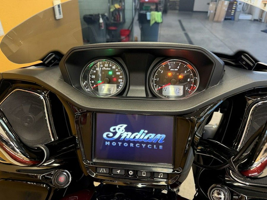 2022 Indian Pursuit Limited With Premium Package Maroon MetallicCrimso