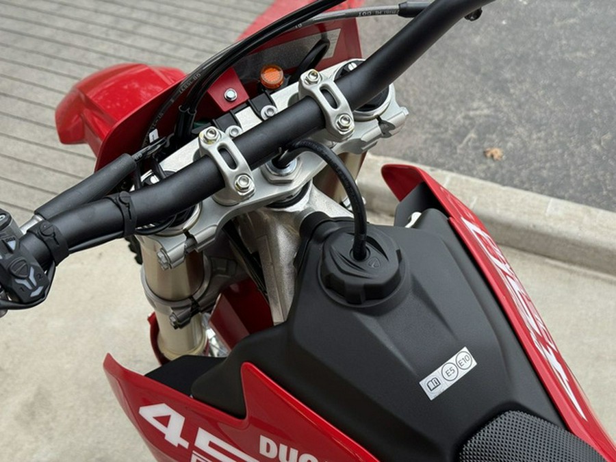 2026 Ducati Desmo450 EDX