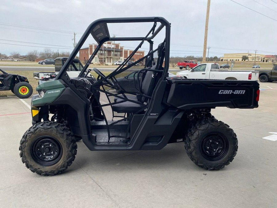2026 Can-Am® Defender HD7