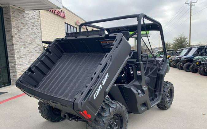 2026 Can-Am® Defender HD7
