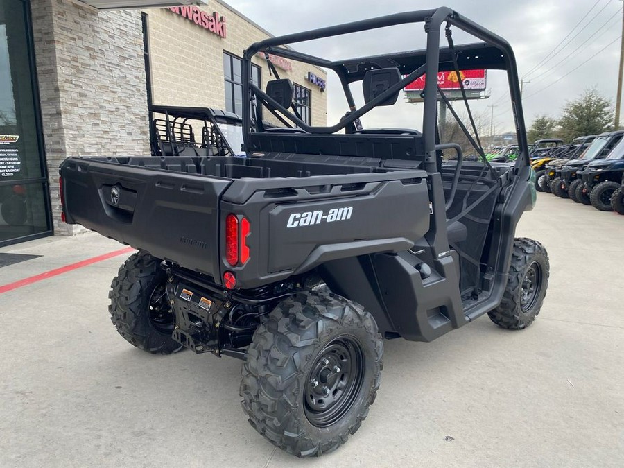 2026 Can-Am® Defender HD7