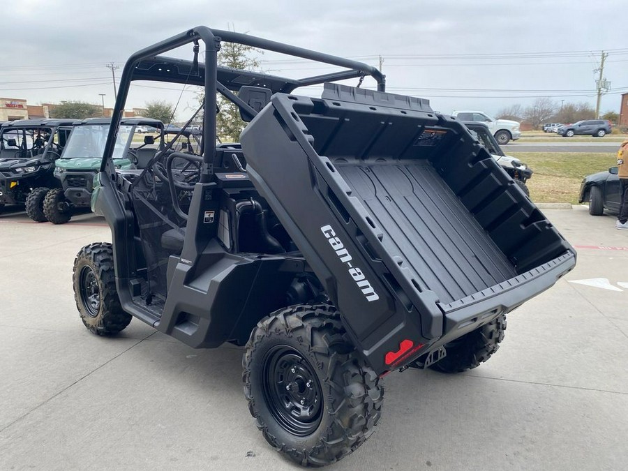 2026 Can-Am® Defender HD7