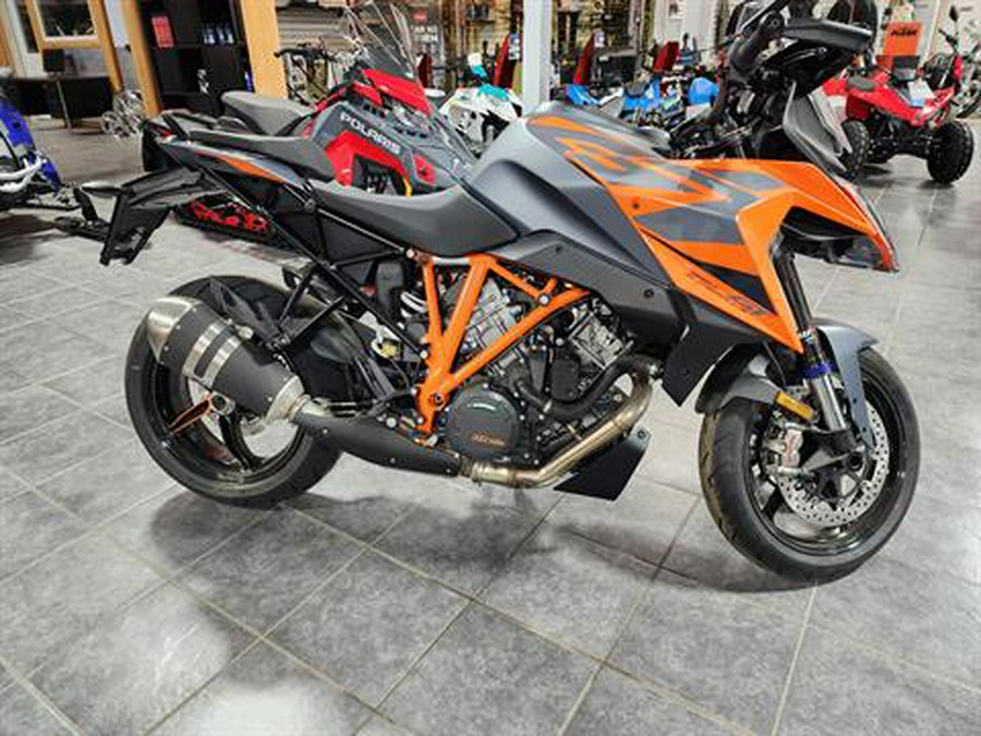 2023 KTM 1290 Super Duke GT