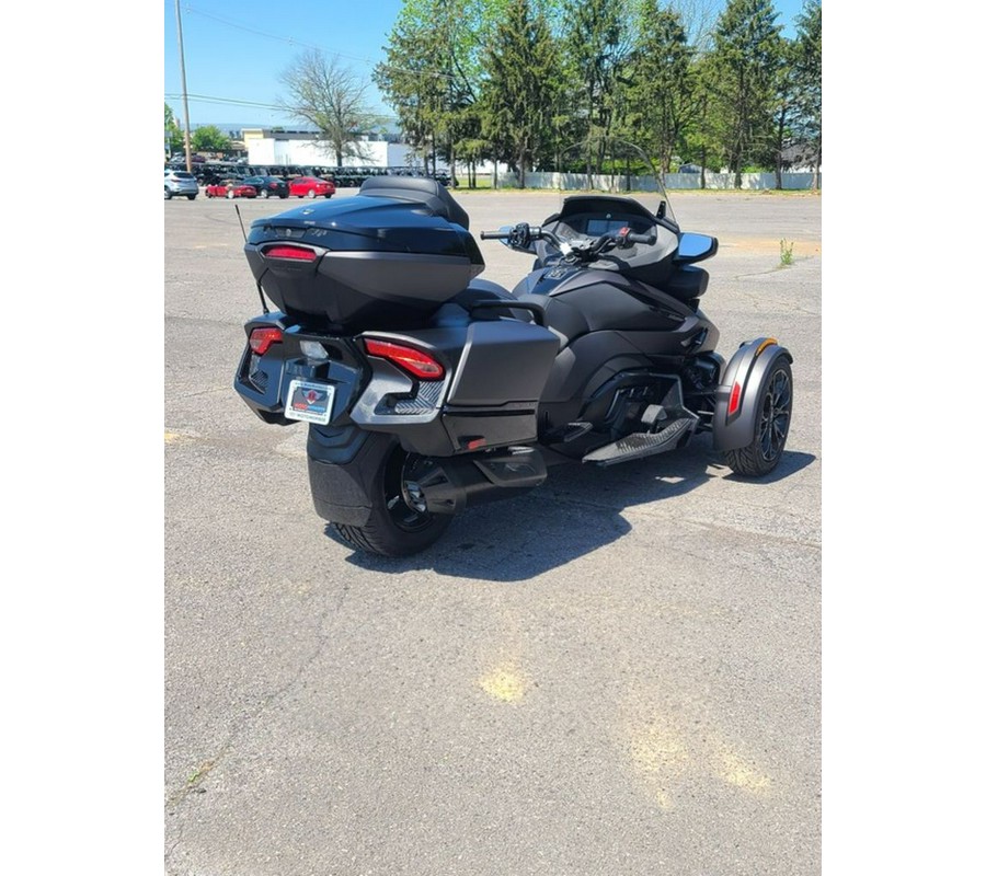 2023 Can-Am® SPYDER RT LTD 1330 SE6