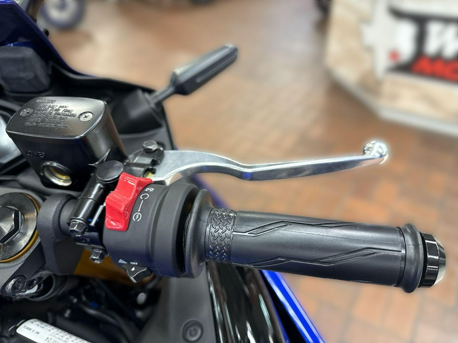 2025 Yamaha YZF R3 ABS